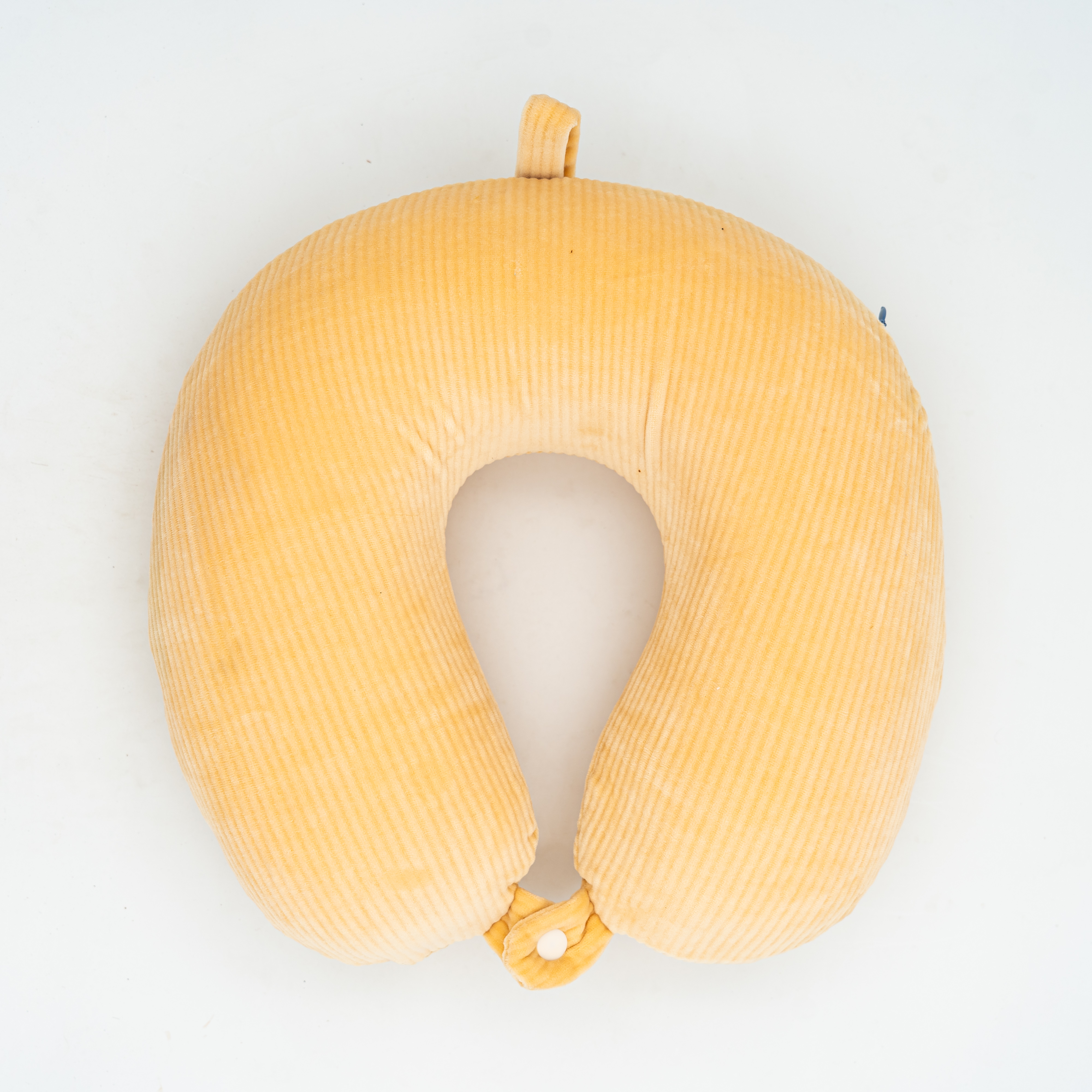 Straight Line With Hook (Skin) Neck Pillow MRP 635